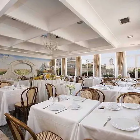 Bolivar 4* Rome