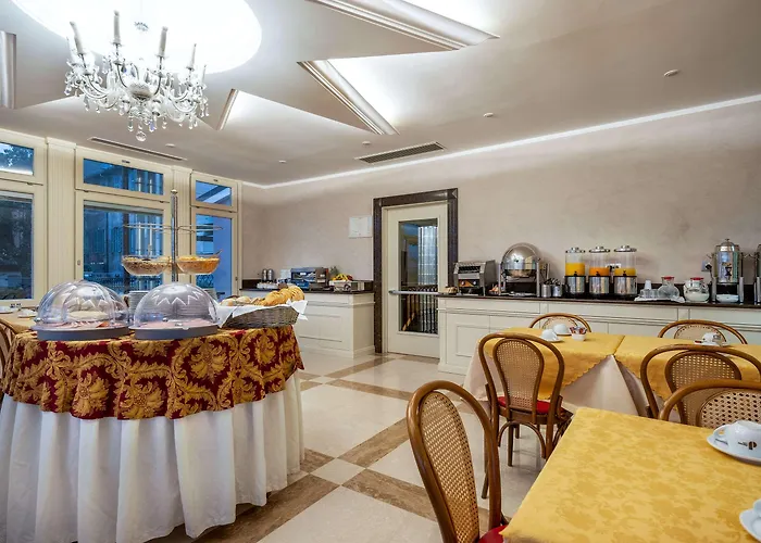 Bolivar Hotel 4*